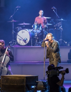 OneRepublic в Арена Армеец (2 юни 2015) - 25