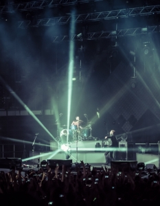 OneRepublic в Арена Армеец (2 юни 2015) - 2