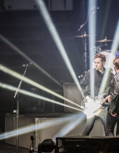OneRepublic в Арена Армеец (2 юни 2015) - 4