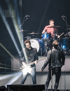 OneRepublic в Арена Армеец (2 юни 2015) - 5
