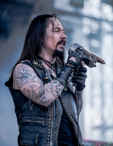 Summer Chaos 2015, Part 2: Amorphis + Papa Roach - 1