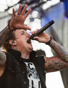 Summer Chaos 2015, Part 2: Amorphis + Papa Roach - 44