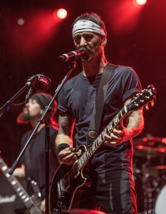 Summer Chaos 2015, Part 3: Godsmack! - 13