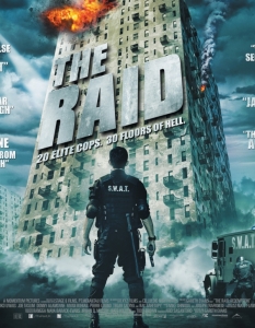 The Raid (Операцията)
Отначало като се срещне човек с този филм си мисли - поредният екшън. Всъщност това е така, само че е не просто поредният, а поредният майсторски направен. Едни от най-добрите сцени в жанра за последните 10 години. 