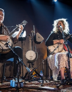 Bela Fleck & Abigail Wasburn в Sofia Live Club (4 ноември 2015) - 1