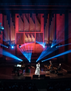 Ave Maria - коледен концерт на Tarja Turunen (18 декември 2015) - 3
