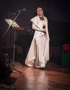 Ave Maria - коледен концерт на Tarja Turunen (18 декември 2015) - 5