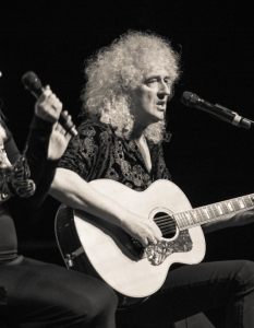 Brian May & Kerry Ellis със забележителен спектакъл в НДК (17 март 2016) - 20