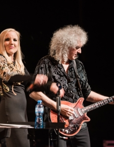 Brian May & Kerry Ellis със забележителен спектакъл в НДК (17 март 2016) - 28