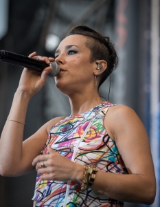 ZAZ @ Francofolies Благоевград (18.06.2016) - 5