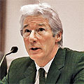 Fiat се извинява на Китай заради реклама с Richard Gere