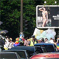 Арести съпроводиха първия гей-парад