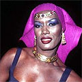 Grace Jones се завръща в музикалния бизнес