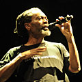 Bobby McFerrin не изпя “Dont Worry, Be Happy” в София