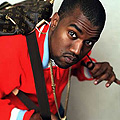 Арестуваха Kanye West за нападение на папараци
