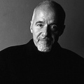 Paulo Coelho влезе в 