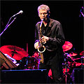 David Sanborn поднесе нова 