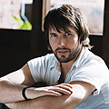 James Blunt посреща рожден ден с български фенове