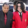 Бащата на Майкъл Джексън: Никога не съм го малтретирал!