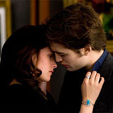 Холувид вампиряса! The Twilight Saga: New Moon отново начело на американския боксофис