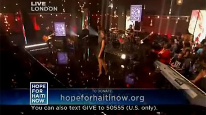 Rihanna, Bono, Jay-Z за Hope for Haiti Now!