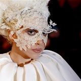 Lady Gaga с хеттрик от Brit Awards 2010