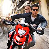 Истинска измама (Knight and Day) Истинска измама (Knight and Day)