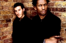 Massive Attack - светлина, музика, Стоичков!