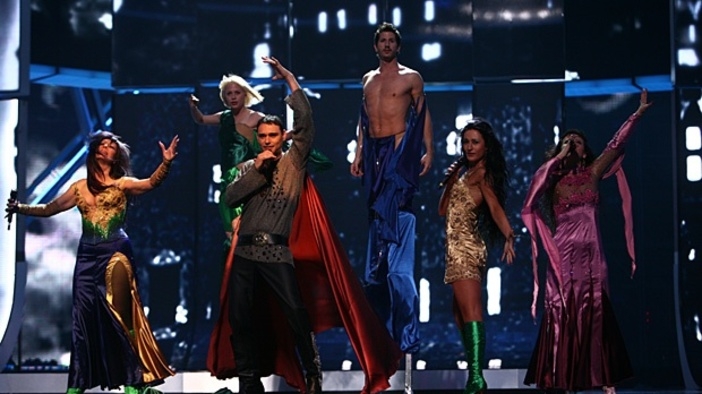 Красимир Аврамов пее "Илюзия" (Illusion) на "Евровизия 2009"