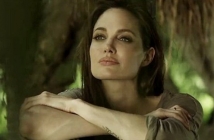 Анджелина Джоли в реклама на Louis Vuitton