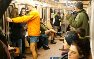No Pants Subway Ride 2012 в София