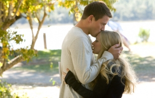 С дъх на канела (Dear John) С дъх на канела (Dear John)