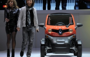 Рекламен ТВ спот на Renault Twizy с David Guetta