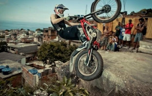 Red Bull Trial X Sessions: Изумителен фрийрайд по улиците на Рио 