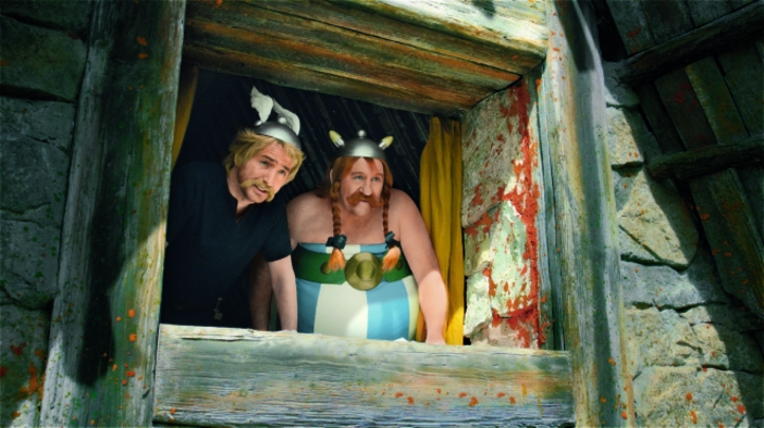  Astérix and Obélix: God Save Britannia (Official Trailer)