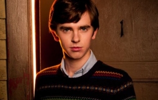 Bates Motel (Official Trailer) Bates Motel (Official Trailer)