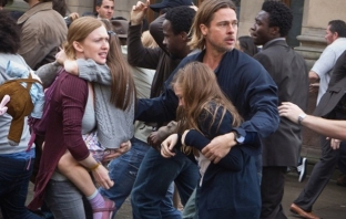 World War Z (Super Bowl Trailer)