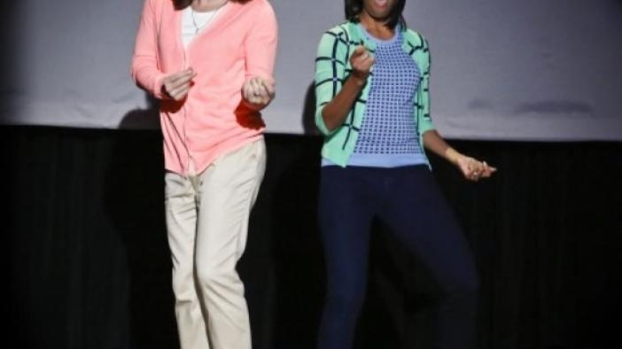 Мишел Обама и Джими Фалън в Evolution of Mom Dancing