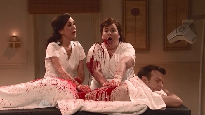 Kristen Wiig Returns to SNL - Acupuncture Bloody Fail (с Jason Sudeikis)