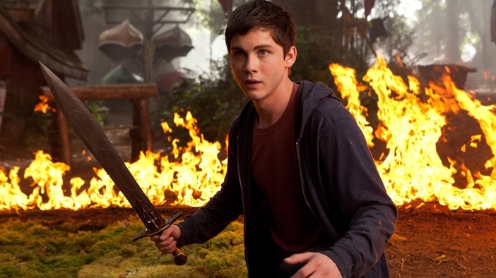 Percy Jackson: Sea of Monsters (Official Trailer)