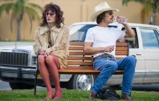 Dallas Buyers Club (Official Trailer) Dallas Buyers Club (Official Trailer)