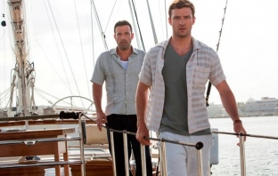 Runner, Runner (Official Trailer) Runner, Runner (Official Trailer)