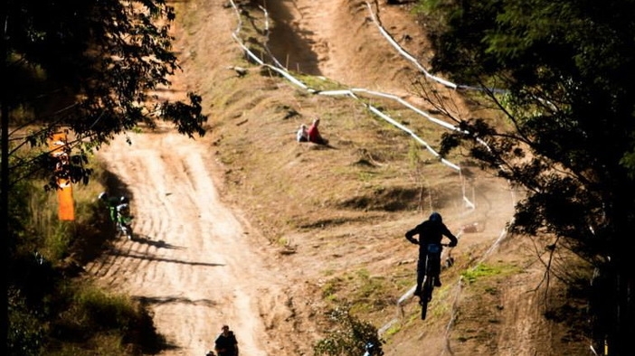 Тръпки по трасето с Брендън Феърклъф на UCI Mountain Bike в ЮАР