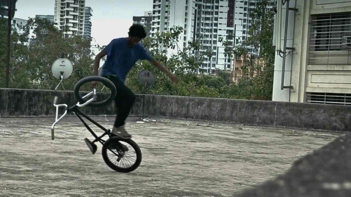 Да караш BMX в Индия значи да имаш проблеми с полицията