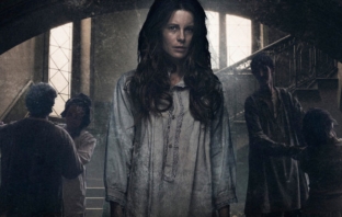 Stonehearst Asylum (Official Trailer)