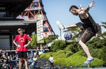 Red Bull Street Style чака своя нов цар на триковете с футболната топка