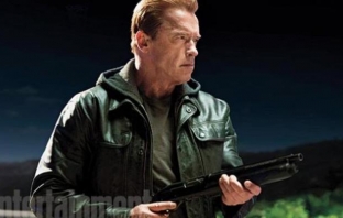 Terminator: Genisys (Official Trailer)