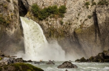 Най-дивото спускане с каяк от гигантски водопад