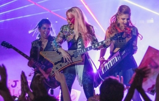 Jem and the Holograms (Official Trailer)