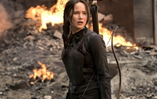 The Hunger Games: Mockingjay - Part II (Official Trailer)